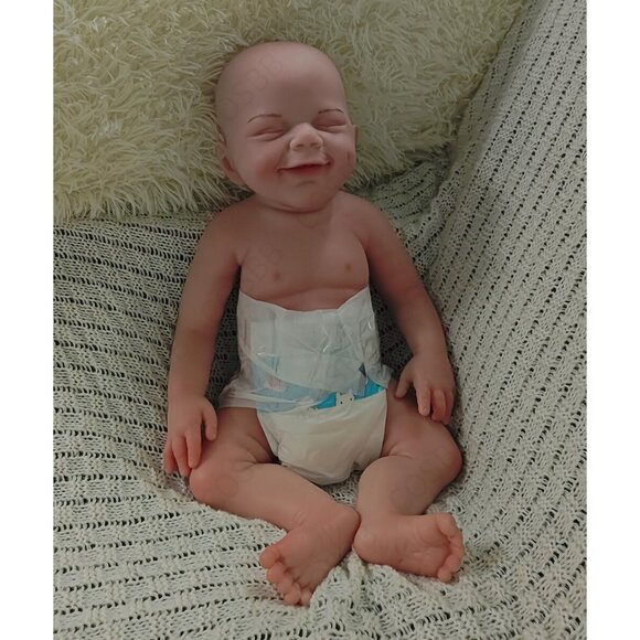 45cm Drink-wet Newborn 6.83lbs Silicone Reborn Baby Dolls Cute Baby Boy Doll - Picture 6 of 16